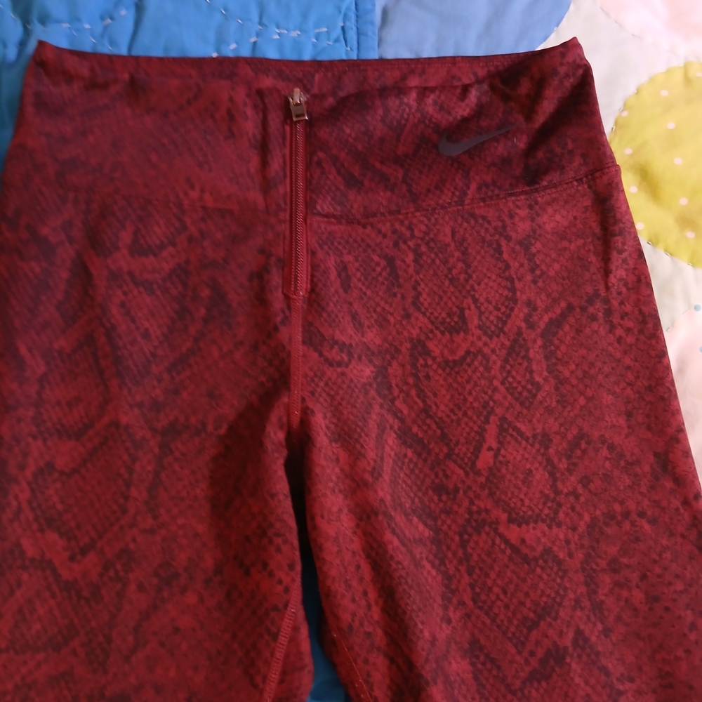 Nike Burgundy Leggings/American Eagle Jean Skirt